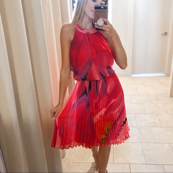 Vince Camuto Pink Halter Pleated Dress - Picture 2 of 8